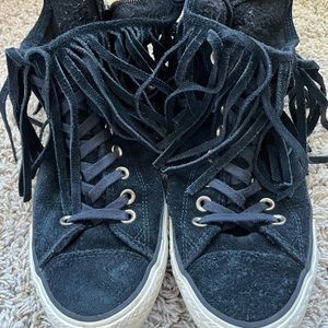 FRINGE BLACK CONVERSE SIZE 10
